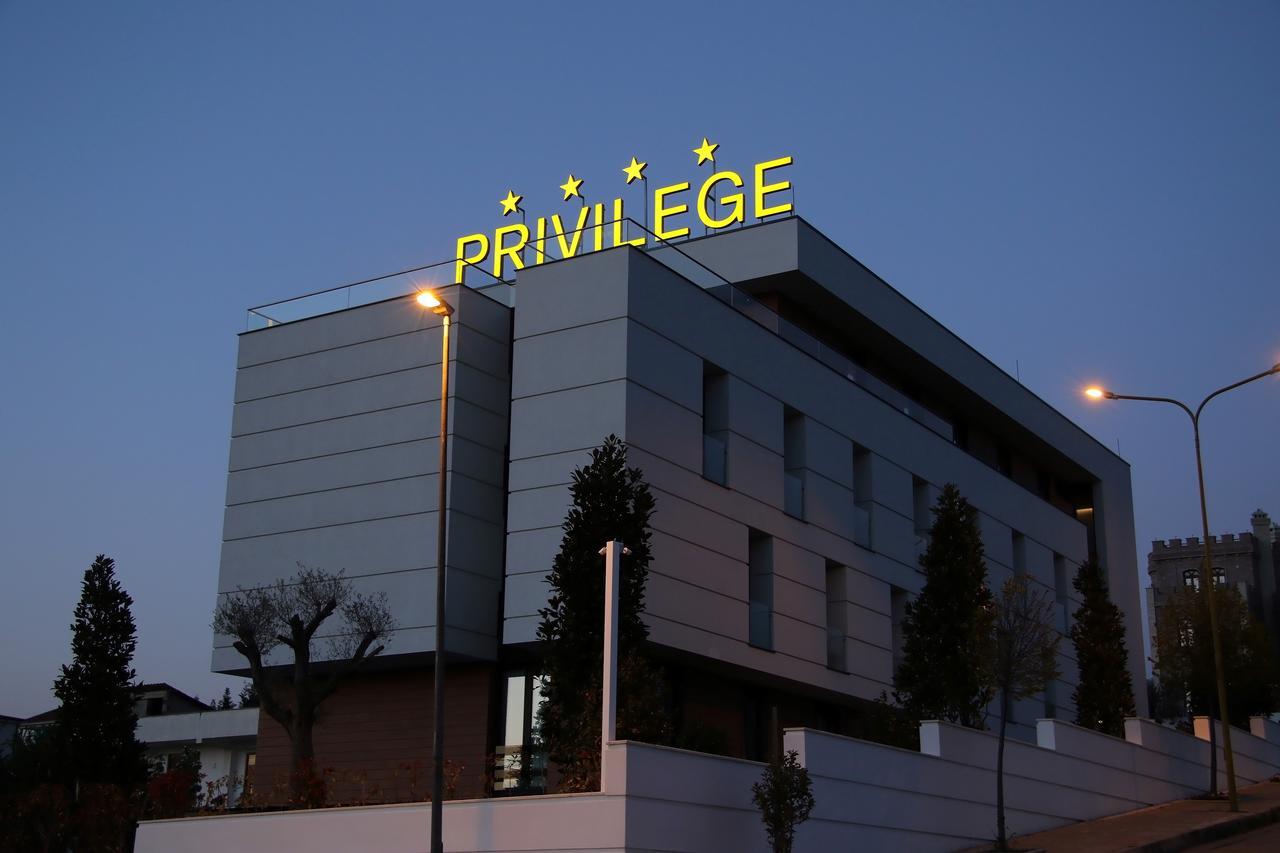 Privilege & Hotel 4*