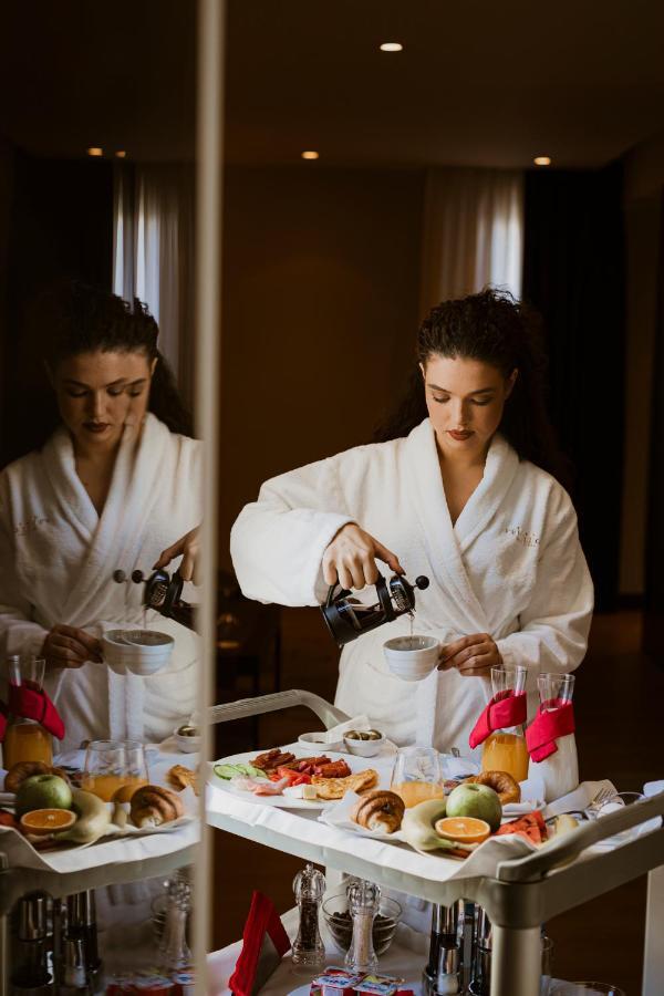 Privilege & Hotel 4*
